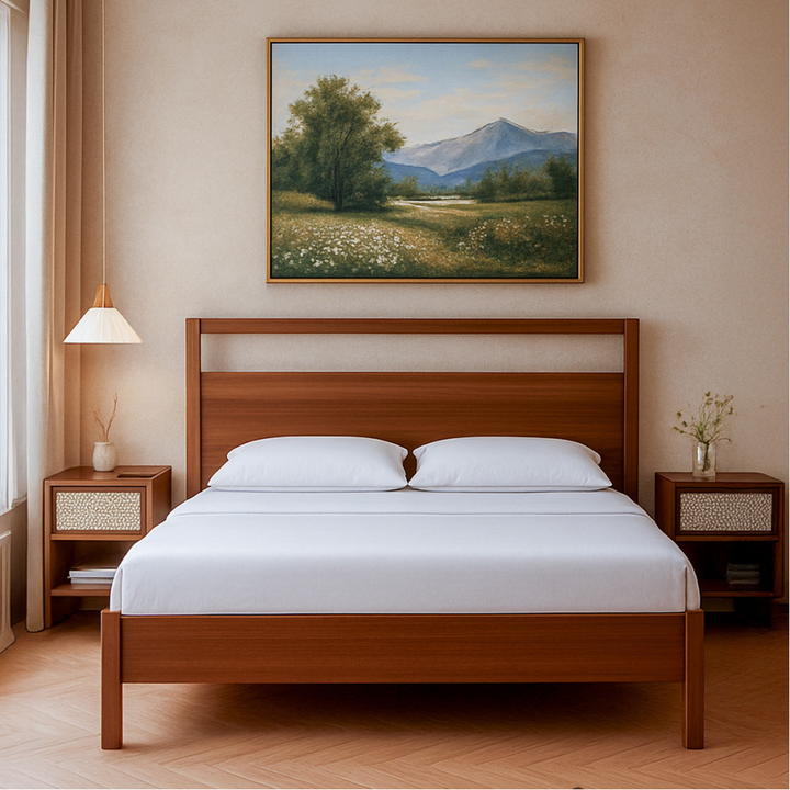 Traditional Arched Spindle Bed